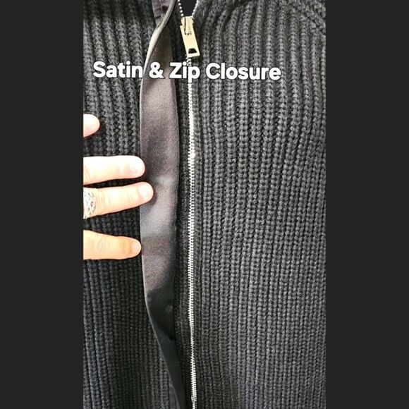 TORRID Plus Size Shaker Stich Thick Warm Cardigan Zip- Sweater/ Jacket - Picture 7 of 16